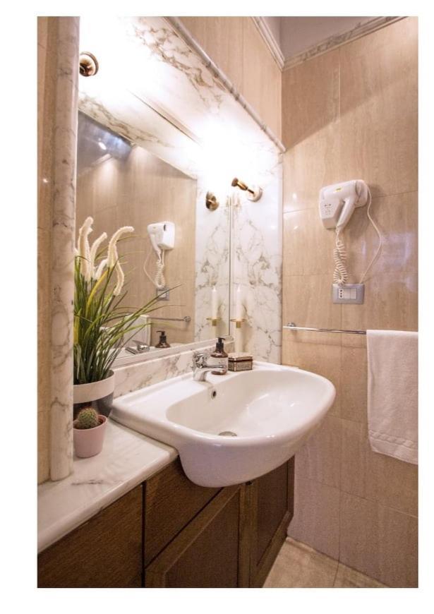 Lovely Apartments In City Centre "Third Floor, Without Elevator" Ρώμη Εξωτερικό φωτογραφία